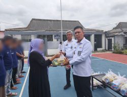 Wujudkan Pemasyarakatan Humanis, Rutan Baturaja Bagikan Perlengkapan Kebutuhan Mandi kepada Warga Binaan