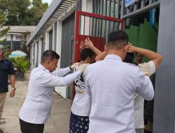 Rutan Baturaja Tingkatkan Keamanan melalui Razia Insidentil, Pemberian Arahan, Tes Urine, dan Pemeriksaan Wartelsuspas Warga Binaan