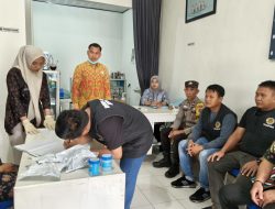 Menindaklanjuti Perintah Dirjenpas Rutan Baturaja Gelar Tes Urine Pegawai & Warga Binaan