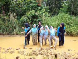 Tingginya Curah Hujan, Memperparah Kerusakan Jalan Desa Sadu