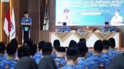 Bupati Panca Wijaya Akbar Lantik 122 ASN di Pendopoan KPT Tanjung Senai