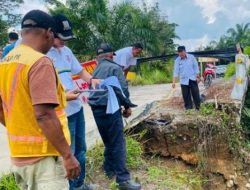 Bupati Toha Respon Cepat Laporan Warga Atasi Jembatan SP4 Plakat Tinggi
