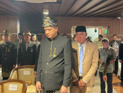 Edwin Cahya Putra dan Ketua IKATRI Ogan Ilir Hadiri Paripurna Istimewa Hari Jadi Sumsel ke-80