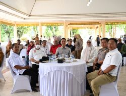 Hadiri Pelantikan SMSI OKI, Ini Harapan Bupati Muchendi Mahzareki