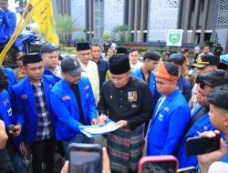 Gubernur Herman Deru Temui Massa PMII, Tegaskan Komitmen Transparansi Anggaran dan Perbaikan Infrastruktur