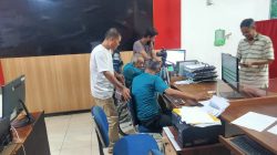 Layani Warga di Hari Libur, Masyarakat Puji Pelayanan Disdukcapil OKU
