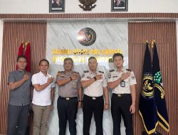 Perkuat Sinergi Pengamanan, Kapolsek Baturaja Timur Sambangi Rutan Baturaja
