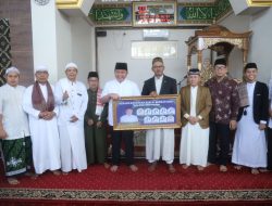 Herman Deru Dorong Masjid Jadi Pusat Kegiatan Sosial dan Keagamaan Masyarakat